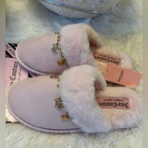 Juicy Couture NWT Pink Fur Slippers